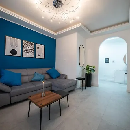 Parking - Design - Caesar House * Μπέργκαμο